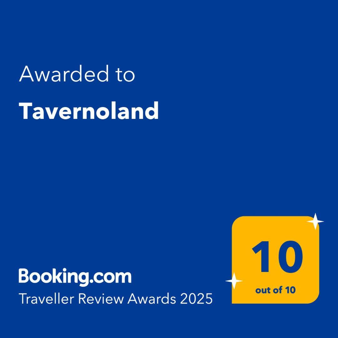 Tavernoland - Duck Side Of โกโม ภายนอก รูปภาพ